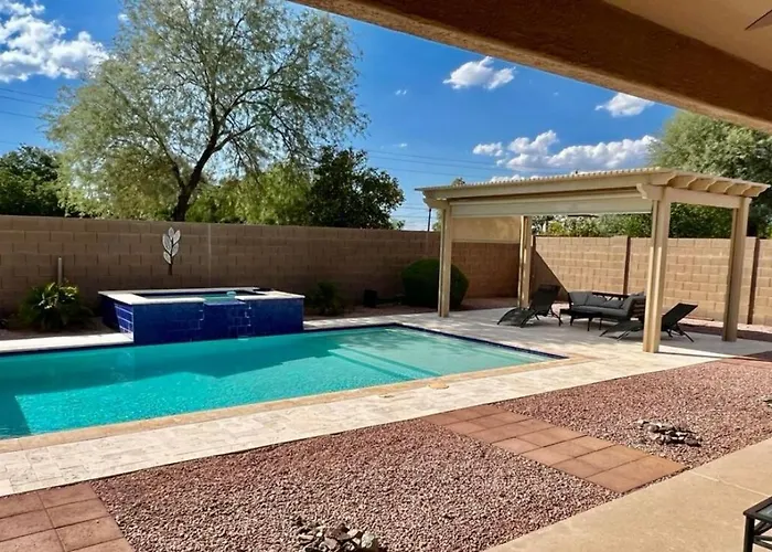 Pool Paradise - Peaceful Holiday home